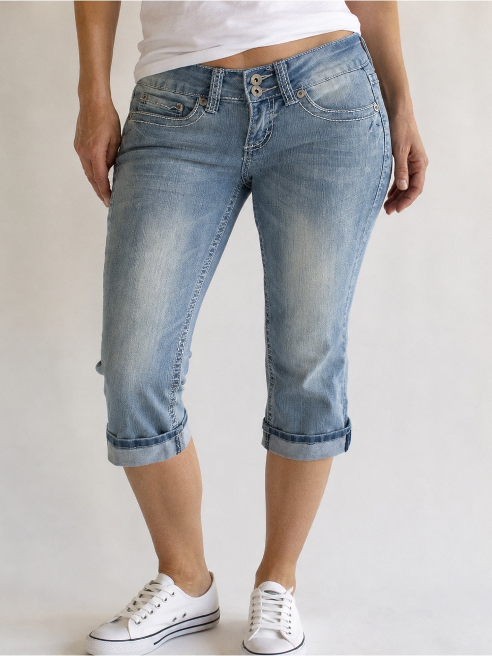 YMI Jeans Low Rise Cuffed Capri Jeans Light Wash Y2K Approx Juniors 9